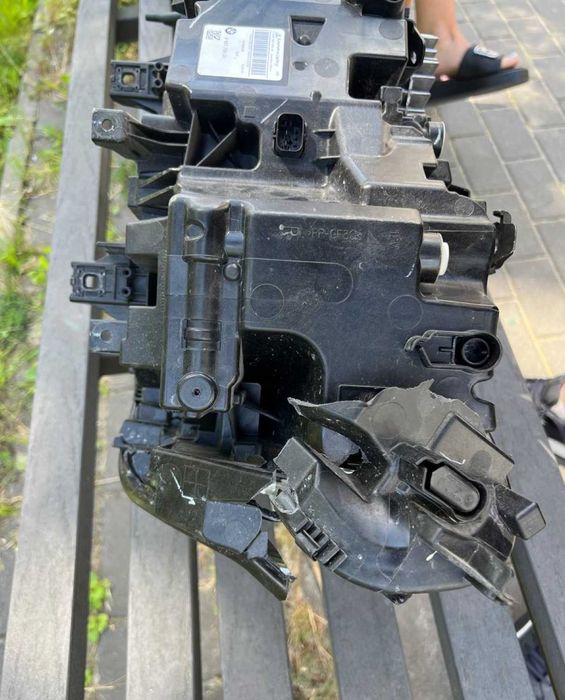 Фара передня права Bmw X5 G05 під відновлення