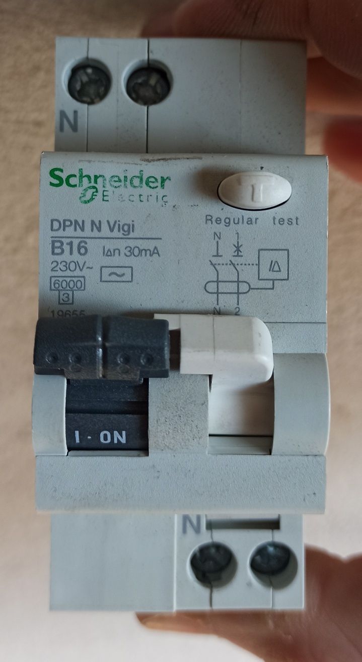 Дифавтомат schneider vgn n vigi 16a