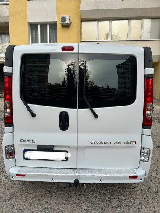 Продам опель виваро