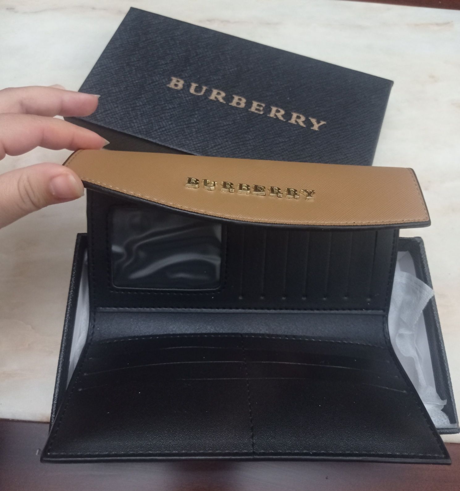 Nova Carteira BURBERRY