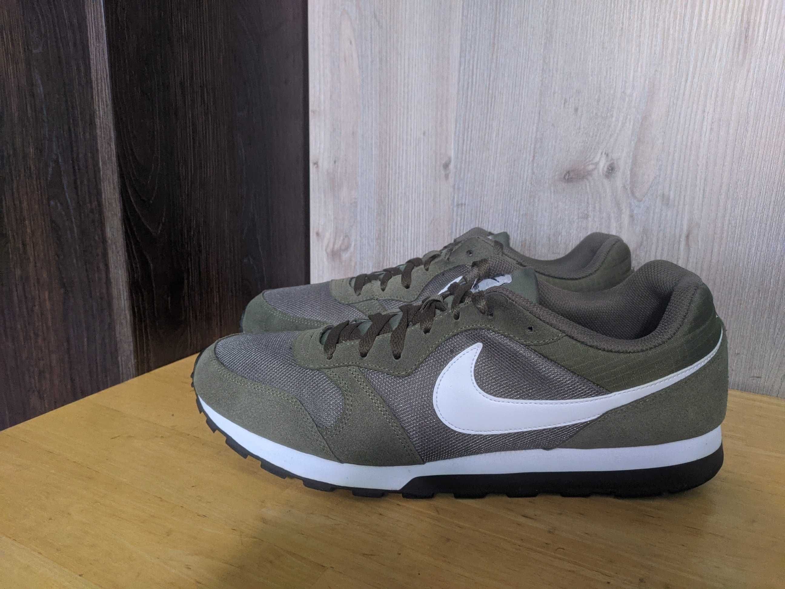 Nike MD Runner 2 - кросівки
