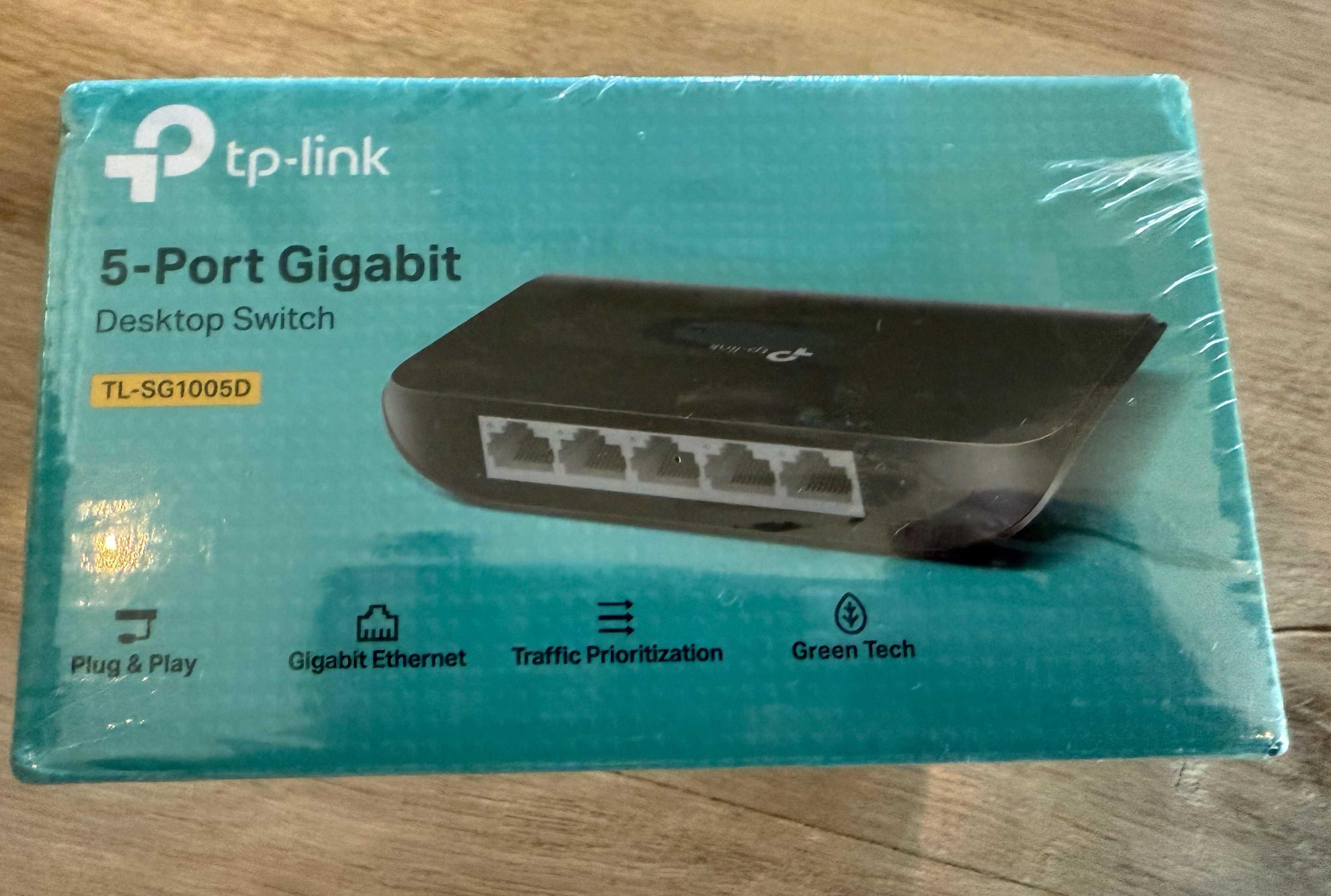 Router TP Link Archer C20 + Switch 5 portas - NOVOS Selados em Caixa