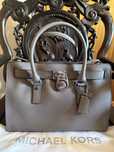 Mala Michael Kors Nova