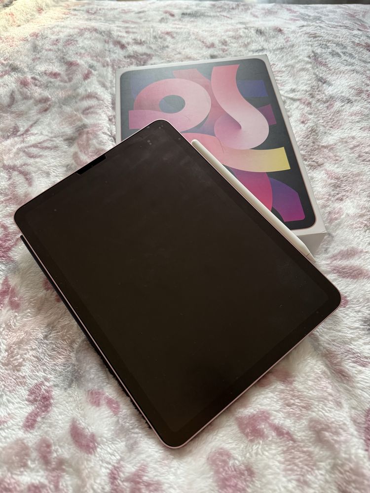 iPad Air 4 64GB Rose Gold + Pencil 2 + Case • Jak nowy!