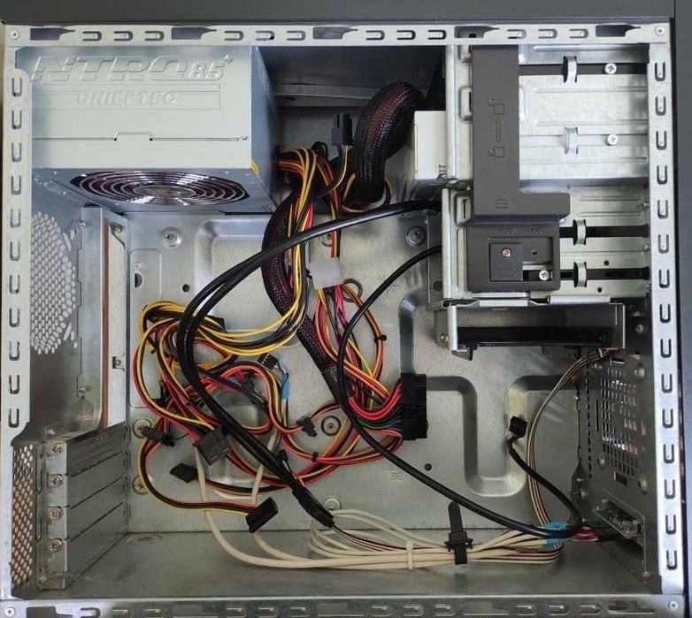 Новий комп'ютерний корпус Prime з БЖ, DVD-RW, usb 3.0, HD audio