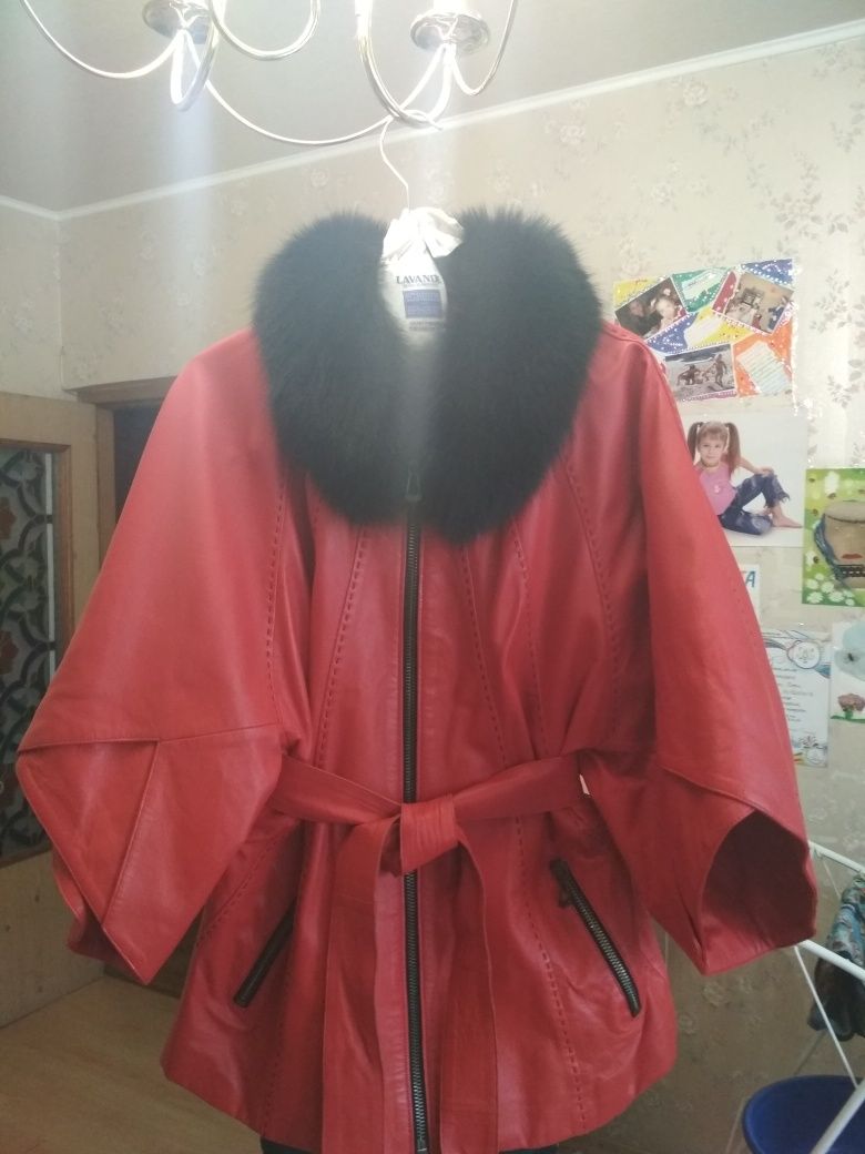 Продам турецкую кожаную куртку