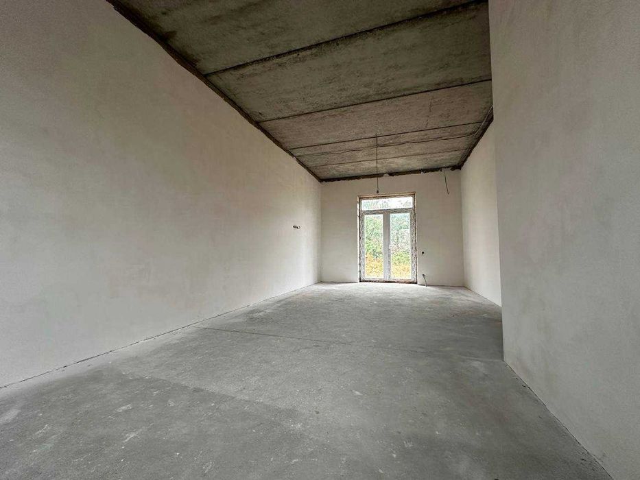 Предлагается к продаже дом под чистовую отделку в Совиньон-2.