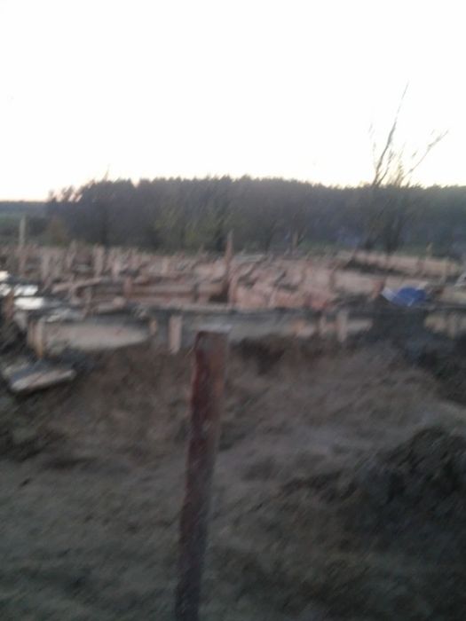 Продам земельну ділянку з фундаментом