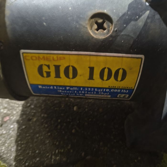 Wyciągarka 12v comeup come up gio100 , 10000lbs ( 4.5 t ) uszkodzona