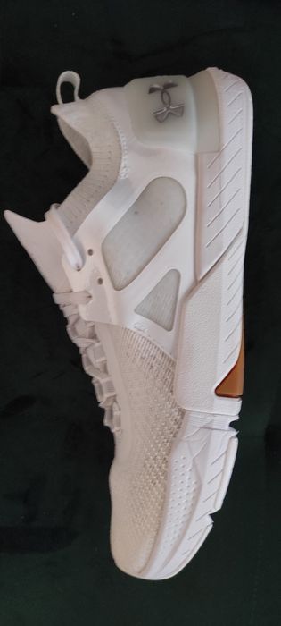 Under Armour UA TriBase Reign 4 Pro Reflect rozmiar 44 (28 cm)