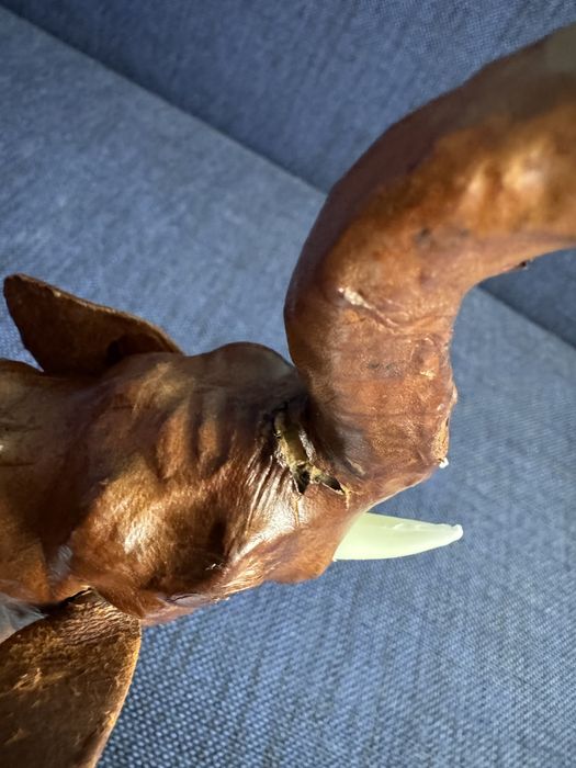 Figurka słoń skórzany, Tunezja, 21 cm
