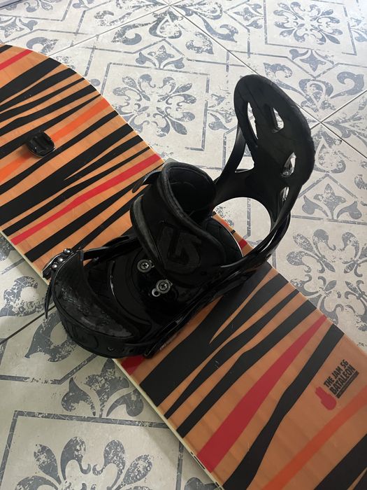 Комплект сноуборд та кріплення Bataleon The Jam 156 Burton Custom