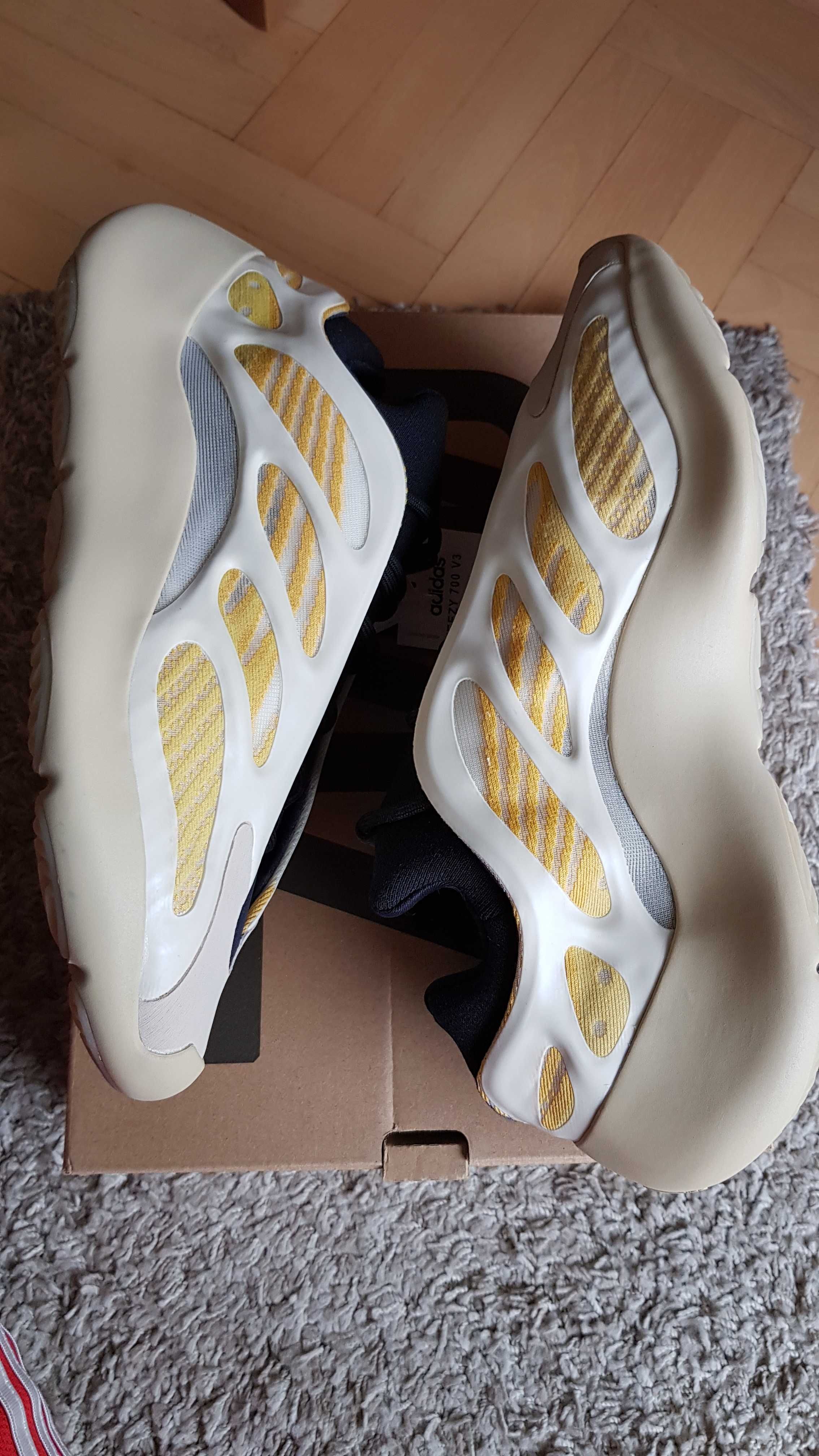 Adidas 46-11,5US yeezy boost 700 v2 safflower nowe ogbox kremowe żółte