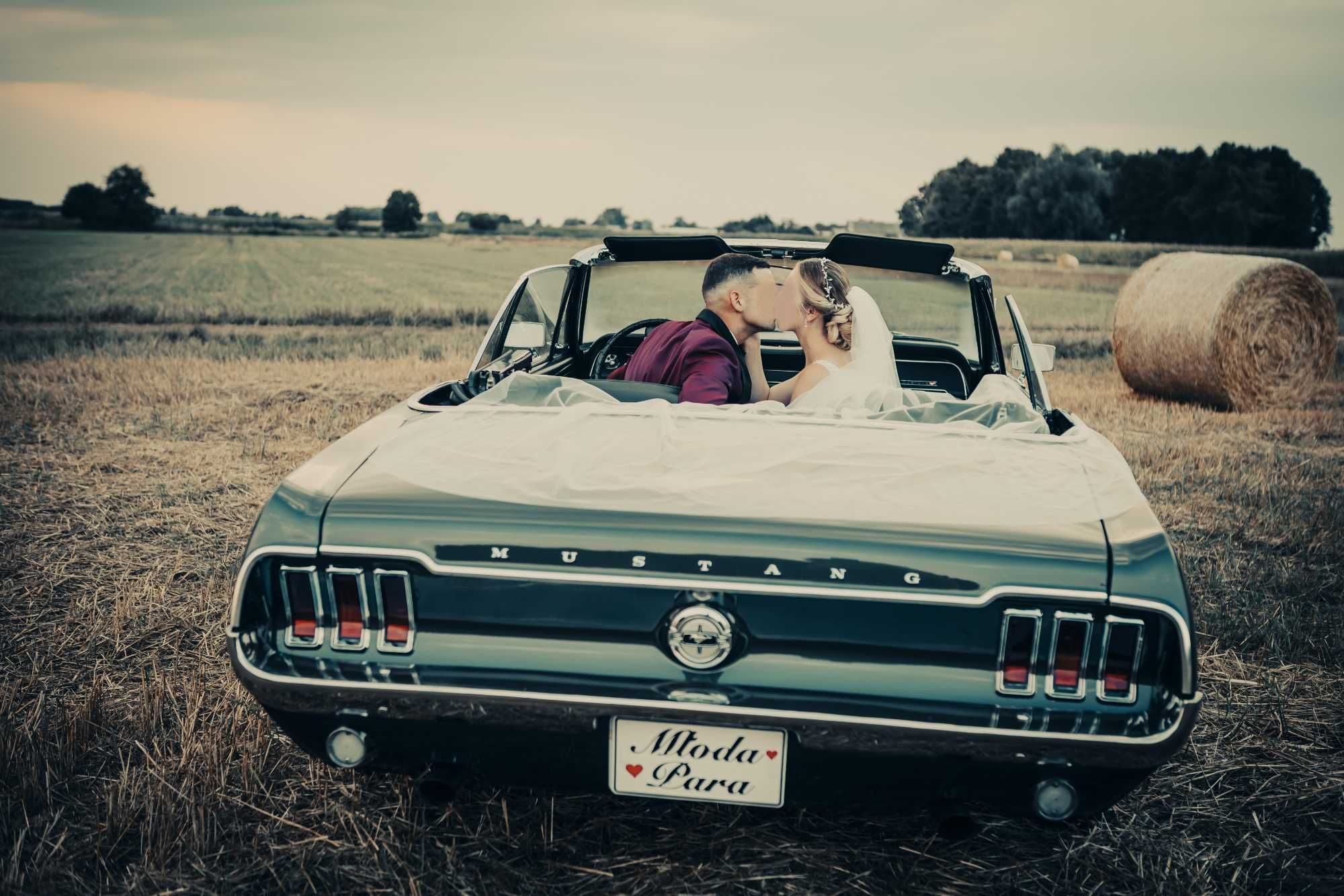 Auto do ślubu Mustang wynajem, samochód na wesele Wrocław łódź Kalisz