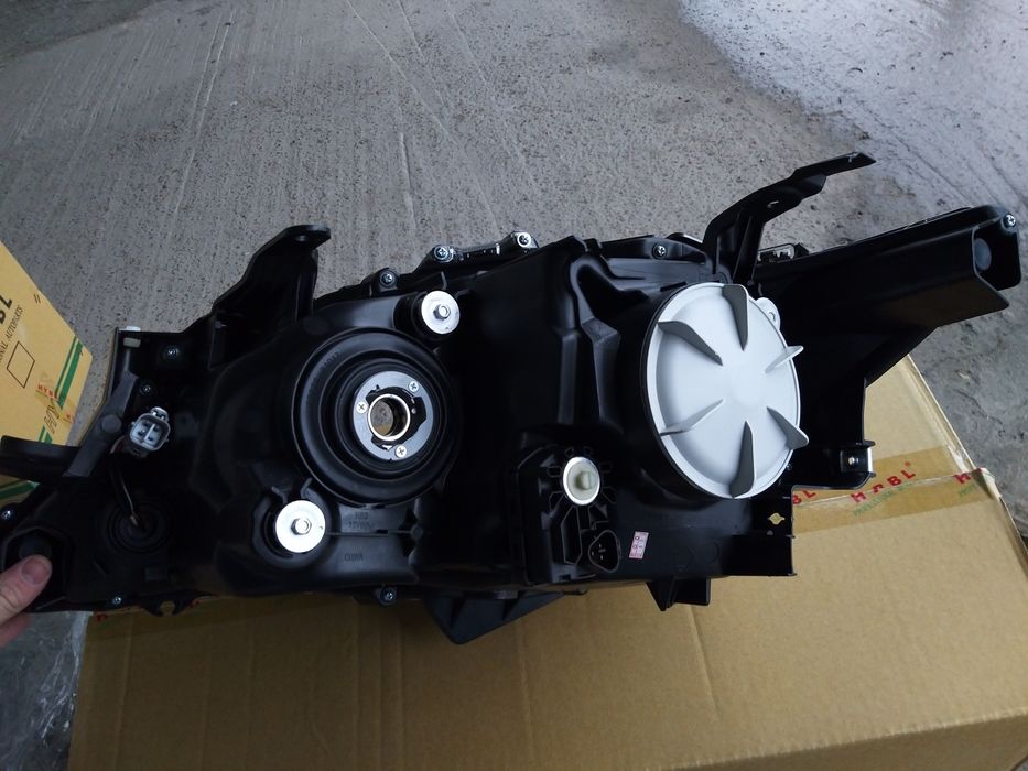 Фары Toyota Camry 55 2015-