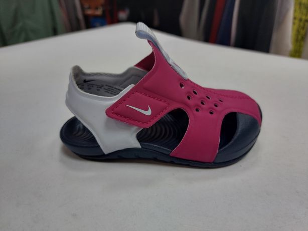 Sandały dziewczęce Nike Sunray Protect 2 (rozm. 22 ; 23.5 ; 32 ; 33.5)