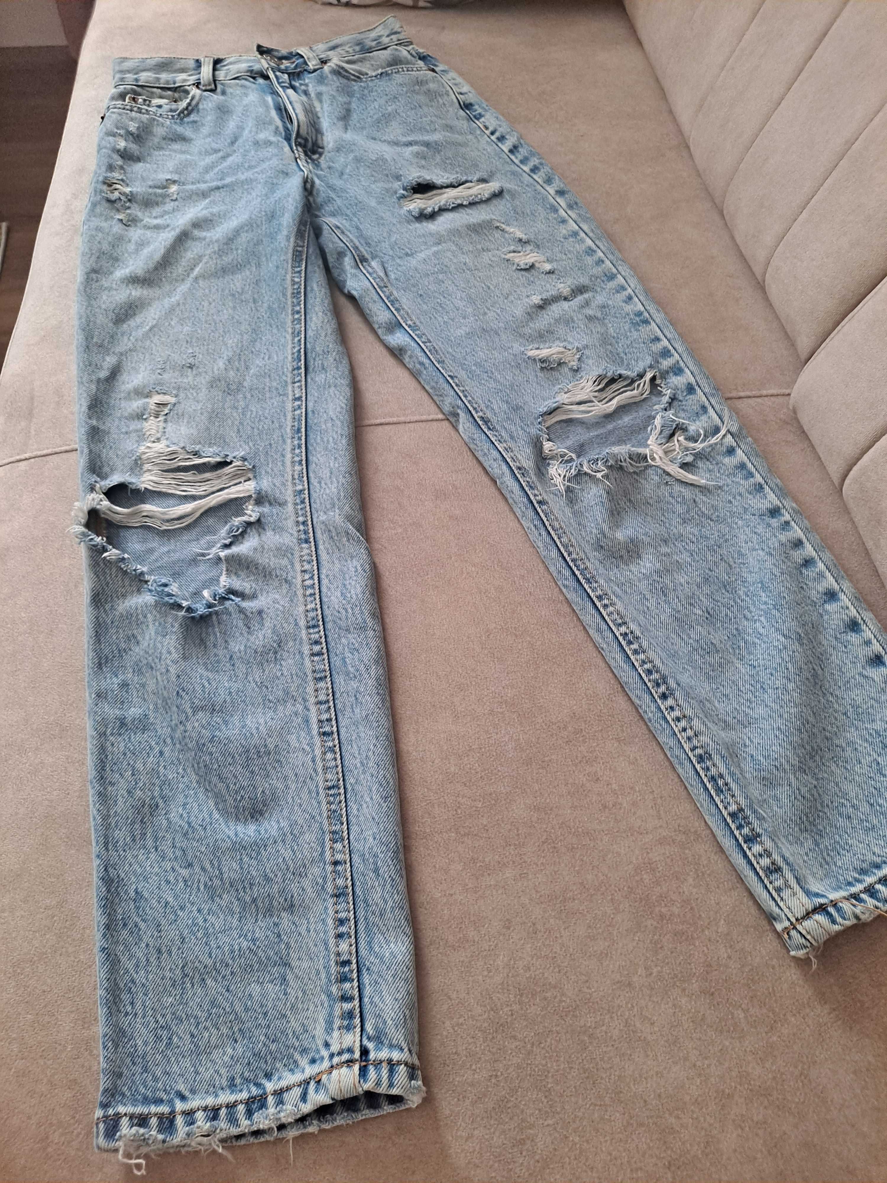 Sprzedam spodnie jeansowe firmy Pull&Bear