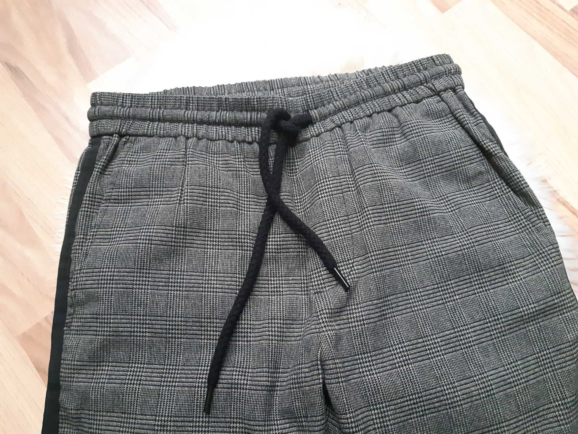 szare kraciaste męskie spodnie cropped chino w kratę Only&Sons M