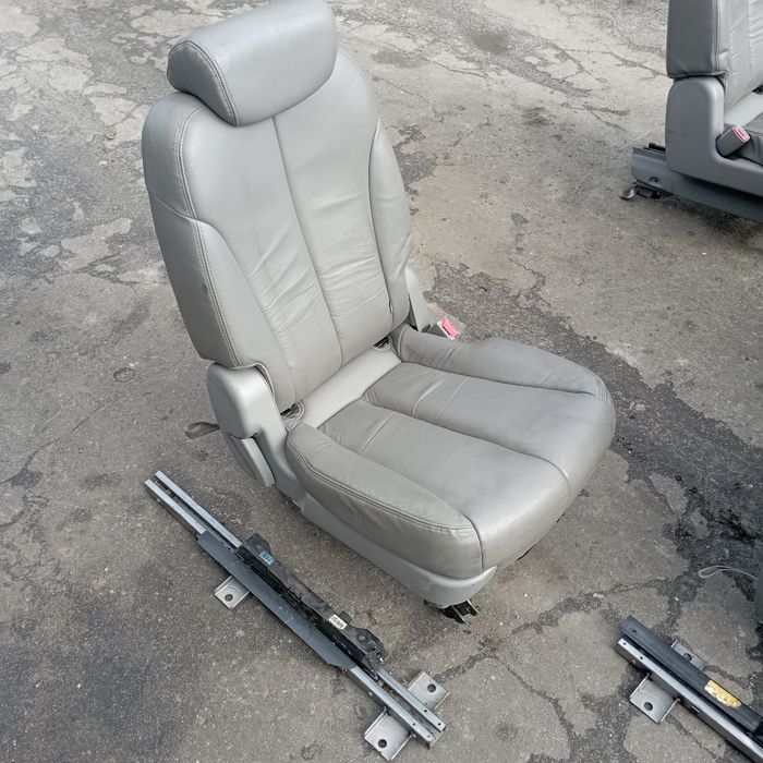 Автосидіння крісла, трансформер поворотні