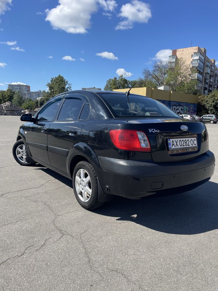 Продам Kia Rio 2008 г. 1.4 газ/бензи