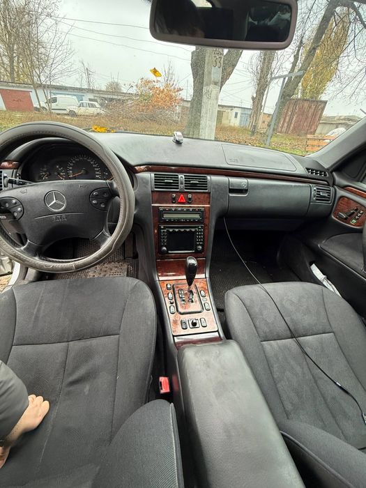 Продам Mercedes E320 3.2 cdi W210