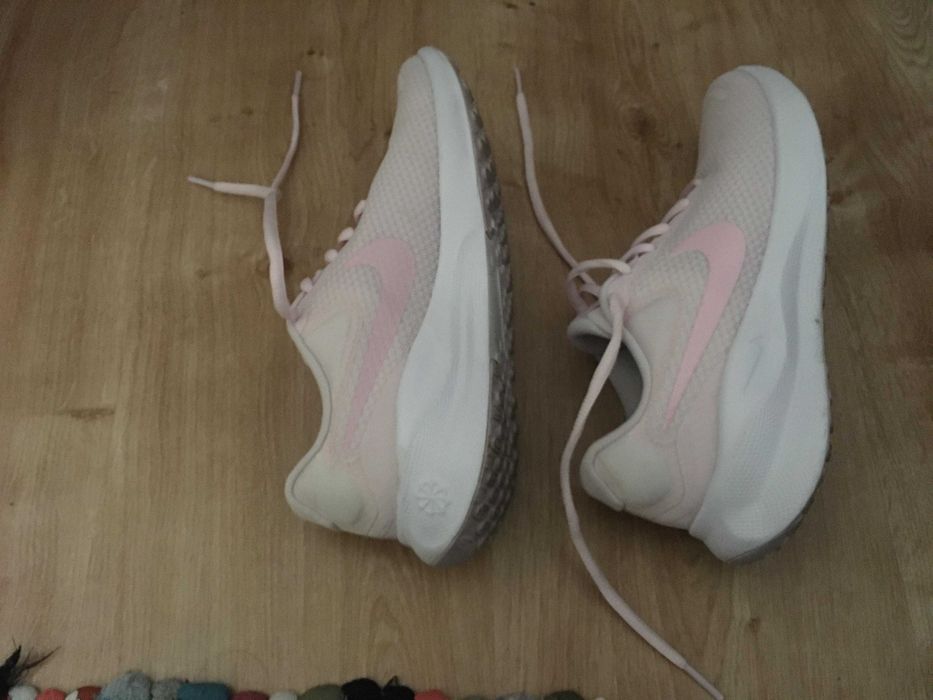 Sapatilhas Running Mulher - Nike Revolution 7