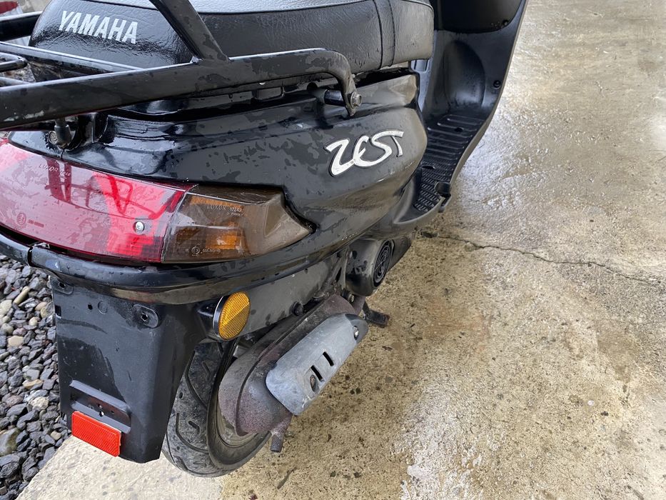 Скутер. Yamaha Zest 80. Мопед.