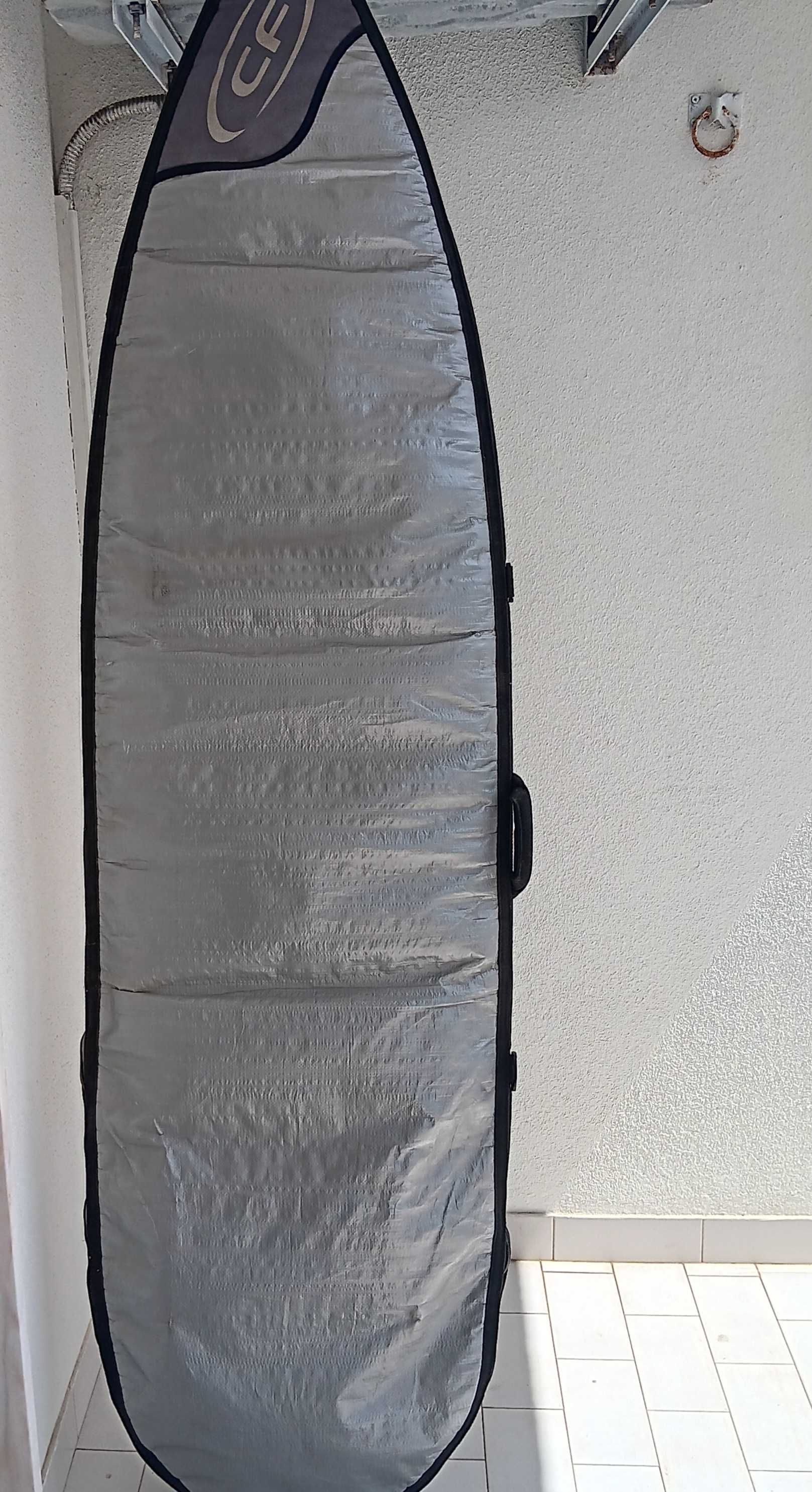 Prancha de surf HB FUN BOARD AUTOGRAFADA semi nova.