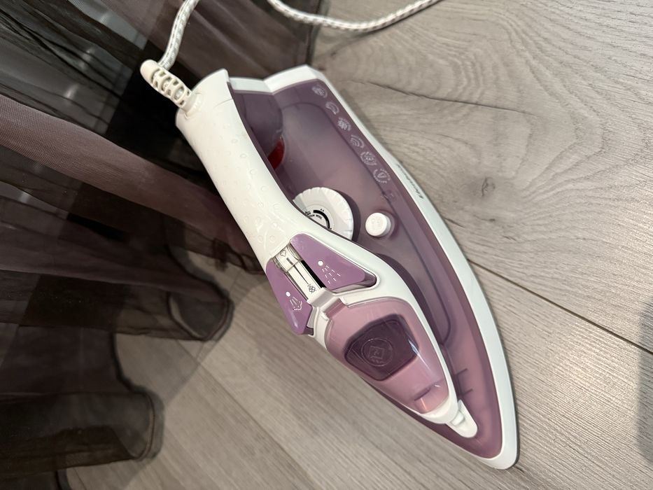 Утюг паровой Elenberg