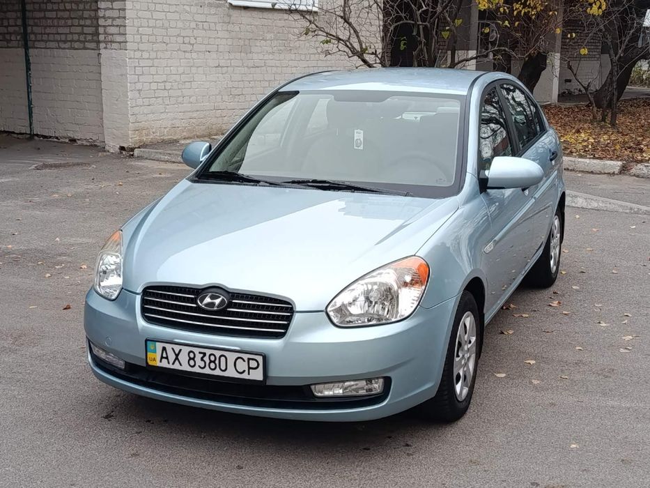 Hyundai Accent c оригинальным пробегом 100 т.км в хорошем состоянии