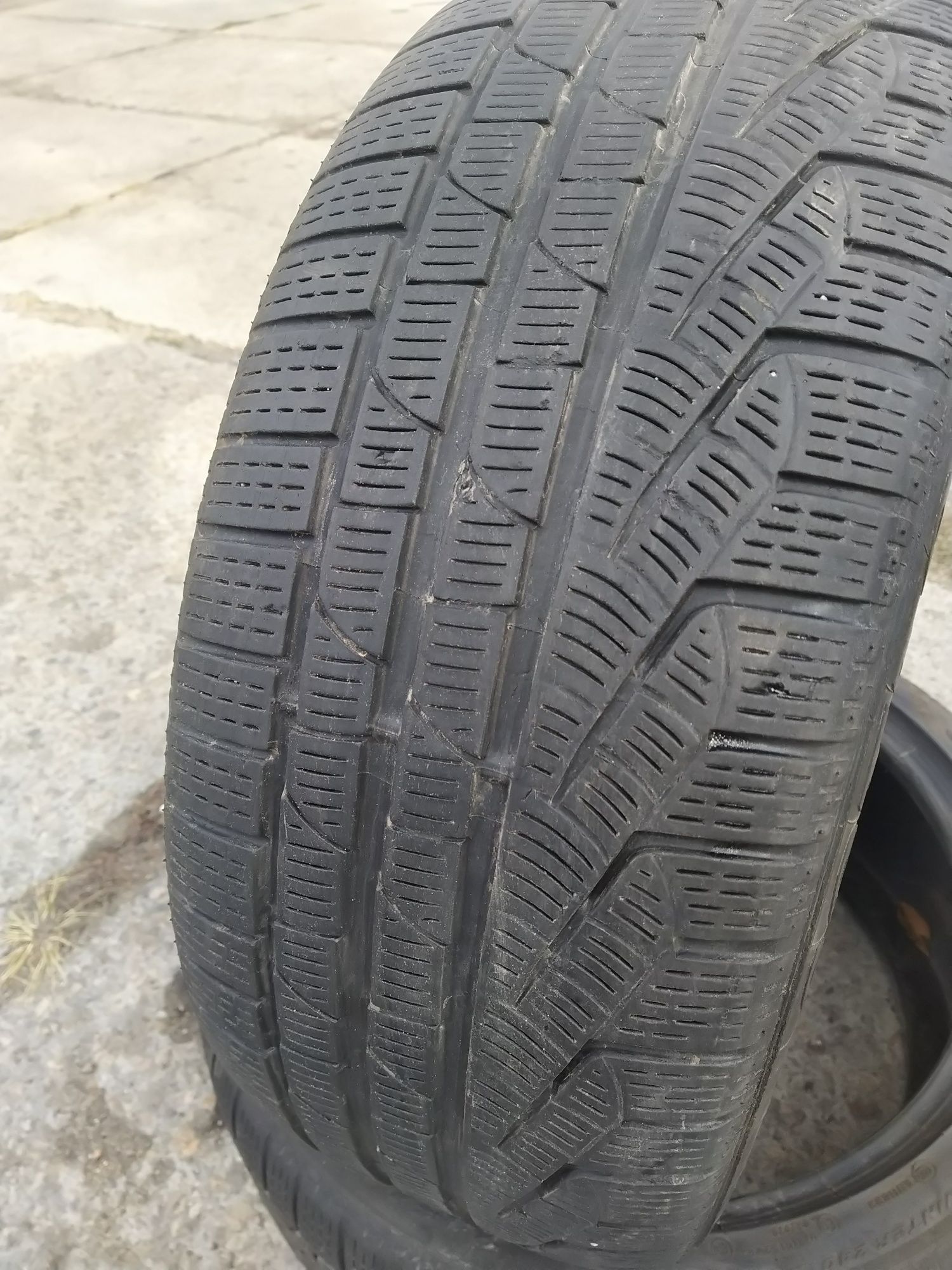 Шины PIRELLI  245/40/R20