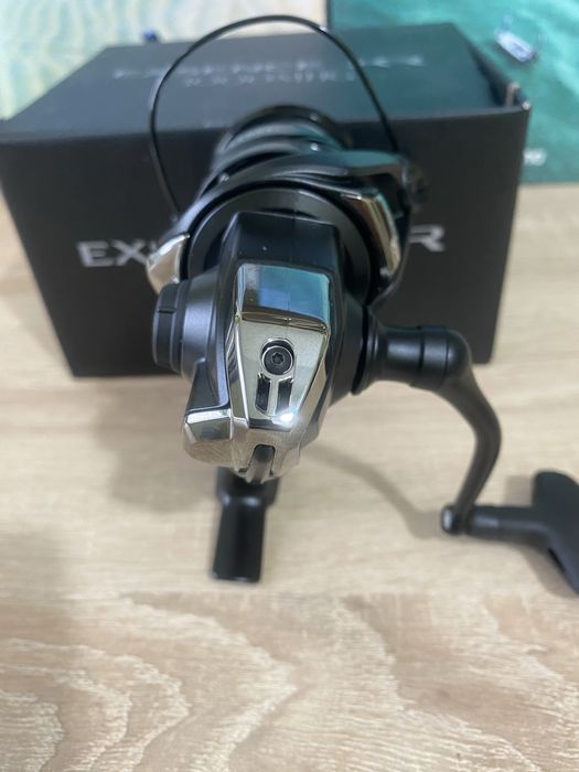 Котушка Shimano Exsence 23 3000mhg