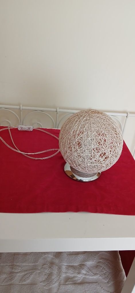 Candeeiro de mesa