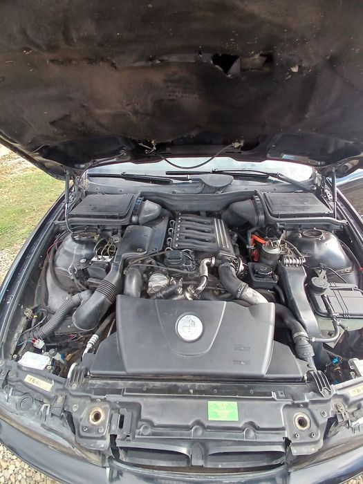 продам БМВ є39 2.0