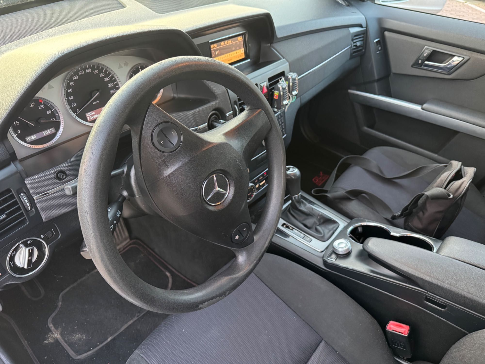 Mercedes GLK 220,2010 r 170 KM DOINWESTOWANY