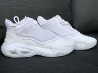 Jordan MAX Aura 4 42,5eu