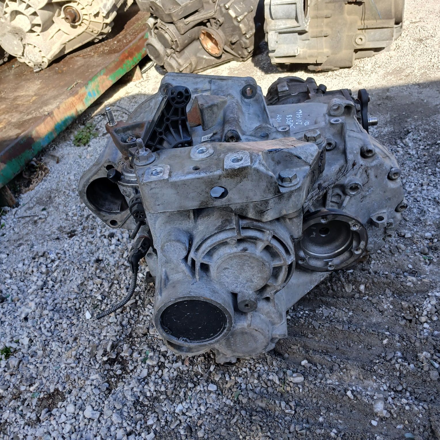 Skrzynia biegów NFM 4x4 Skoda superb II