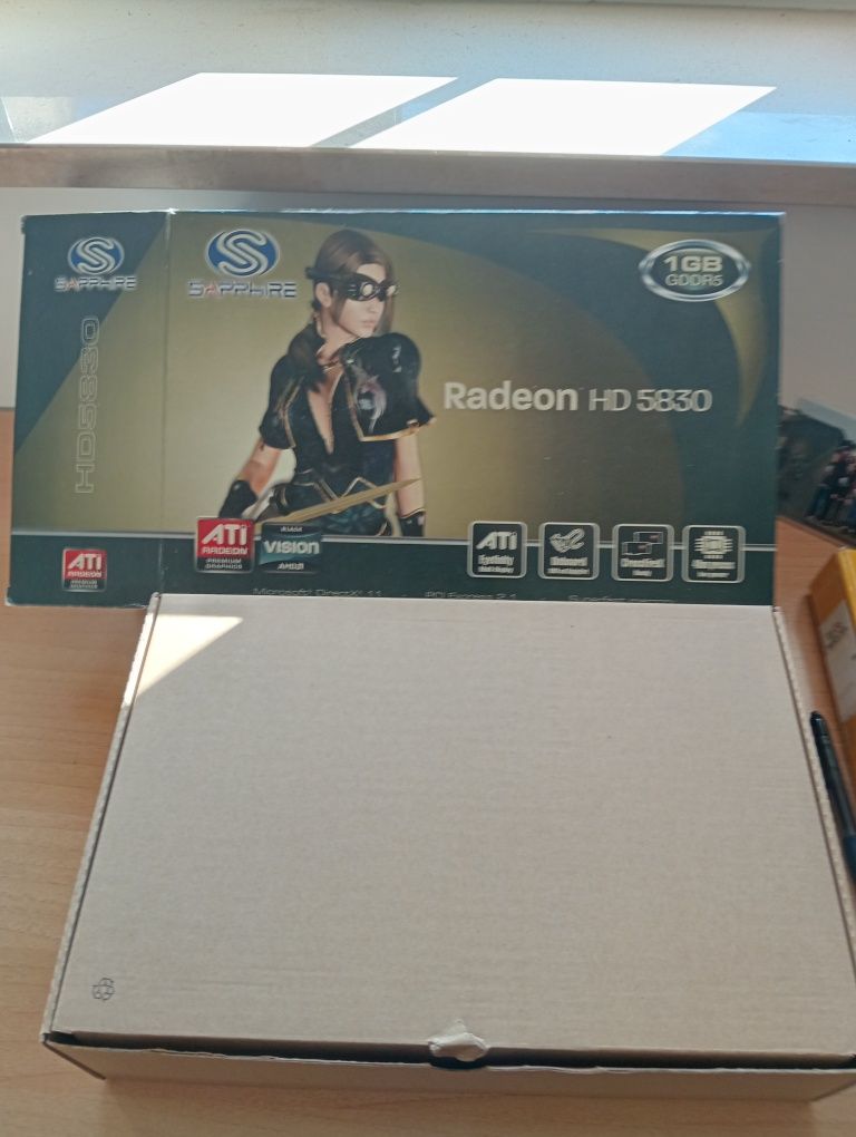 Placa gráfica SPPHIRE HD RADEON 5830