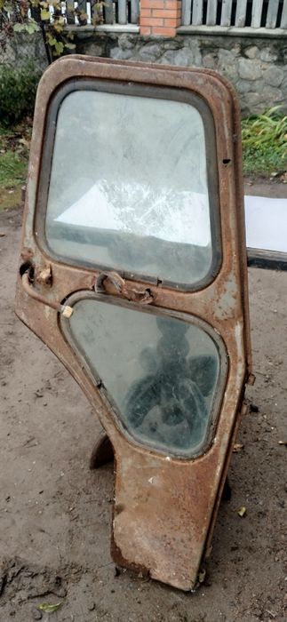 Двірі трактора Т-40