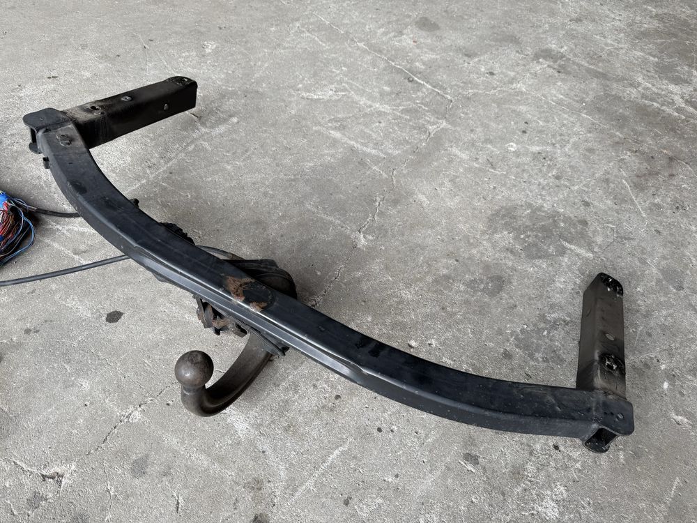 AUDI A6 C6 hak holowniczy sktadanym + modut wioska