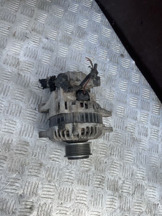 Генератор 2.5 Киа соренто 05 год kia sorento