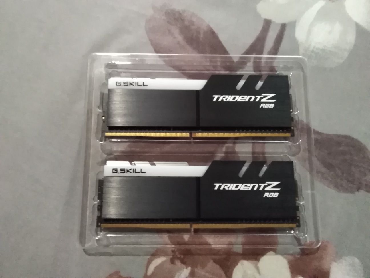 Память 16Gb DDR4 G.Skill Trident Z RGB 3000-4000MHz!