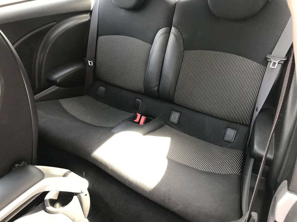 Mini Cooper 1.6D 110cv