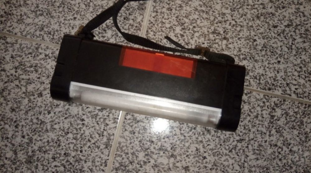 2 sacos cama e lanterna