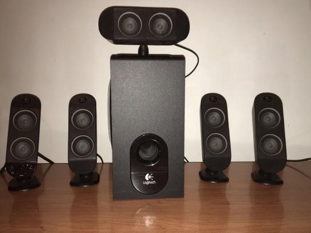 Colunas logitech 5.1