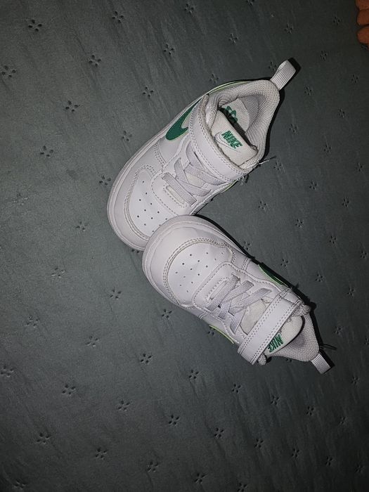 Ténis bebé nike n°25