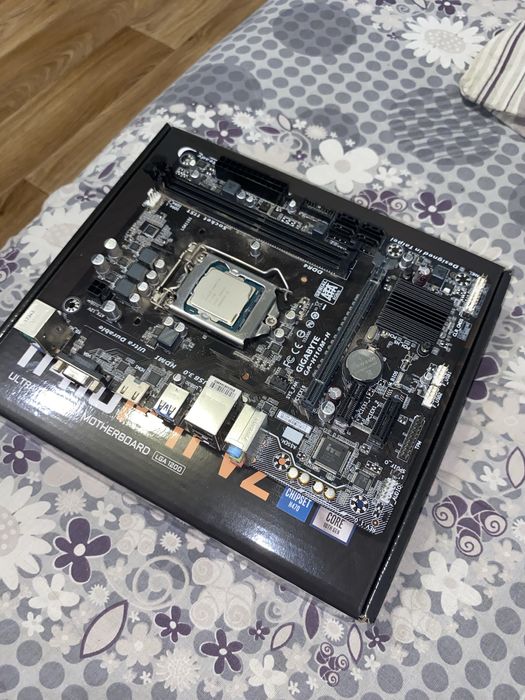 Процесор i3 7100 + материнская плата H110 + кулер