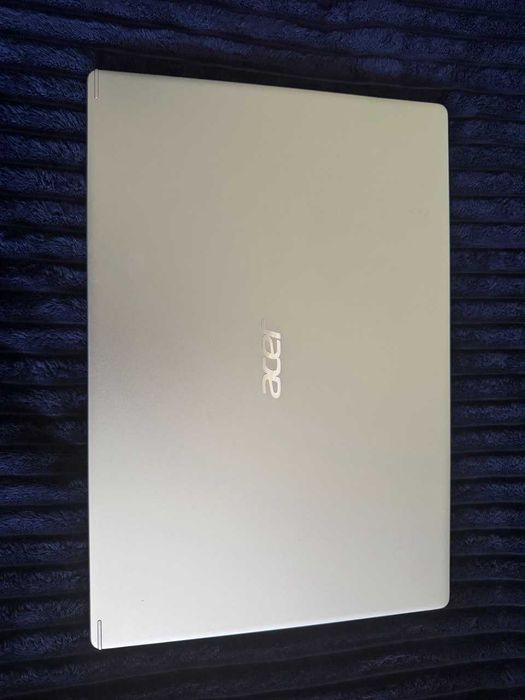 Aspire A515-54G-50EQ/i5-10210U/16 ГБ /SSD 240/GeForce MX250