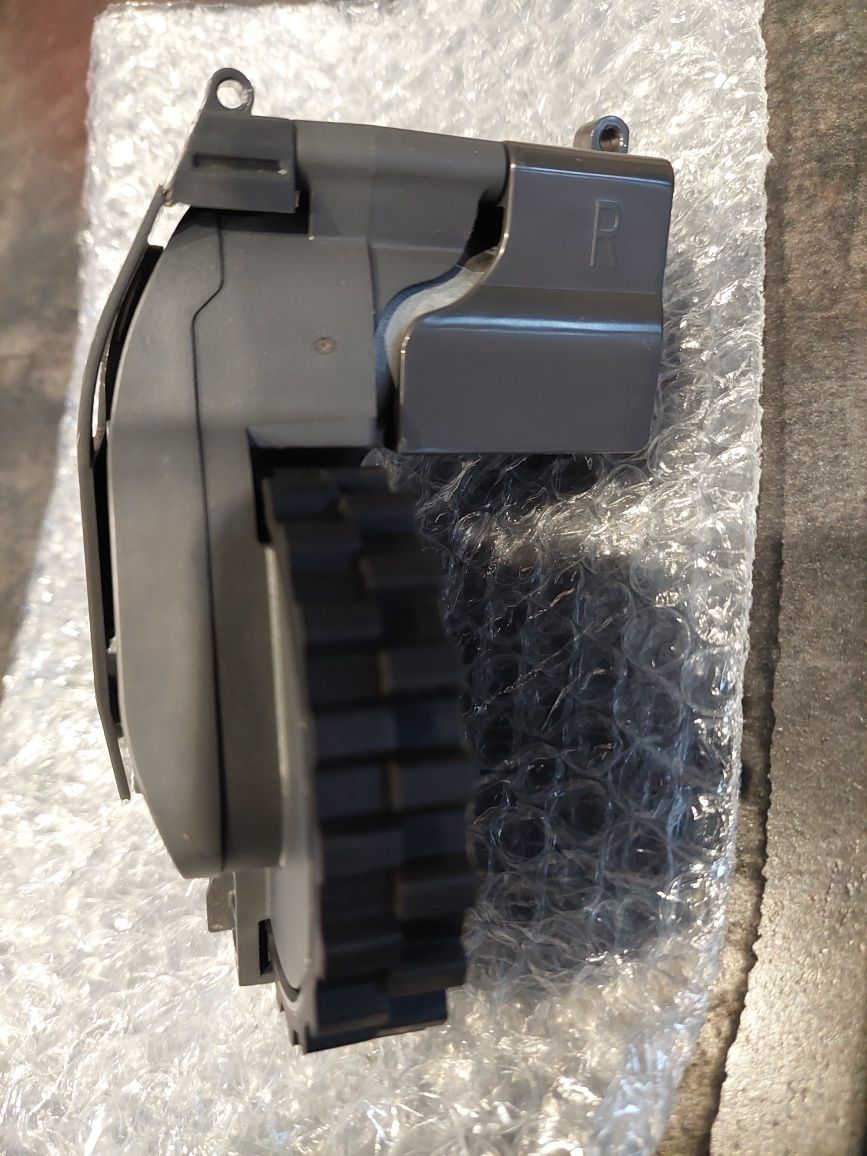 Koło prawe Roborock s55