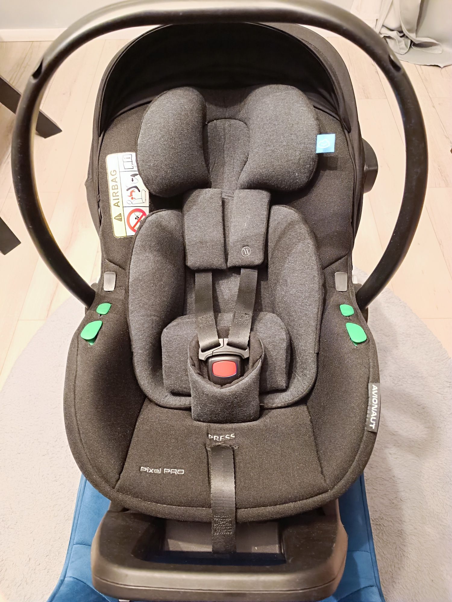 Avionaut Pixel Pro 2.0c z bazą na ISOFIX